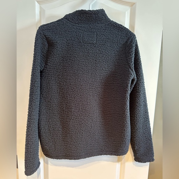 ABERCROMBIE & FITCH, Fleece Pull-over Top - Picture 2 of 3